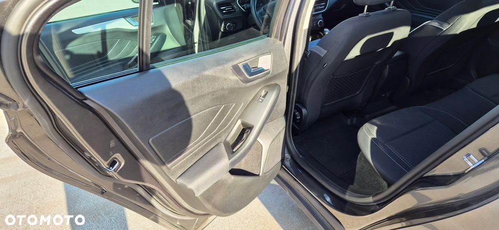 Ford Focus 1.5 EcoBlue Trend - 13