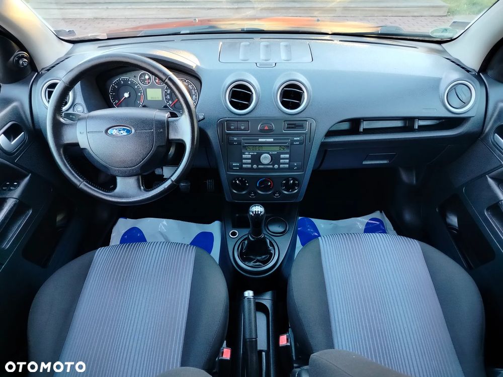 Ford Fusion 1.4 Ambiente - 6