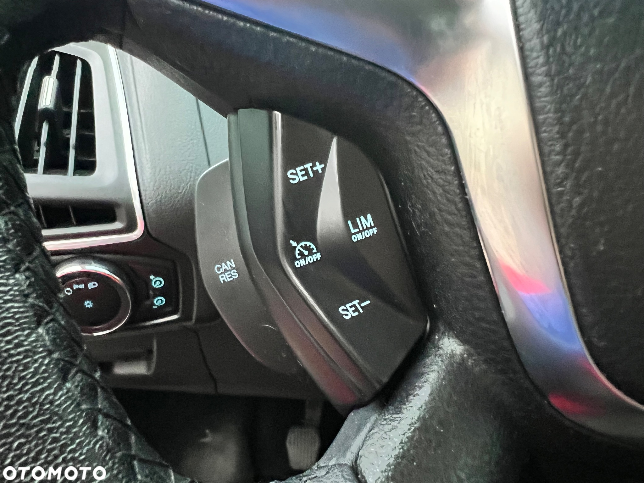 Ford Focus 1.6 EcoBoost Titanium - 10
