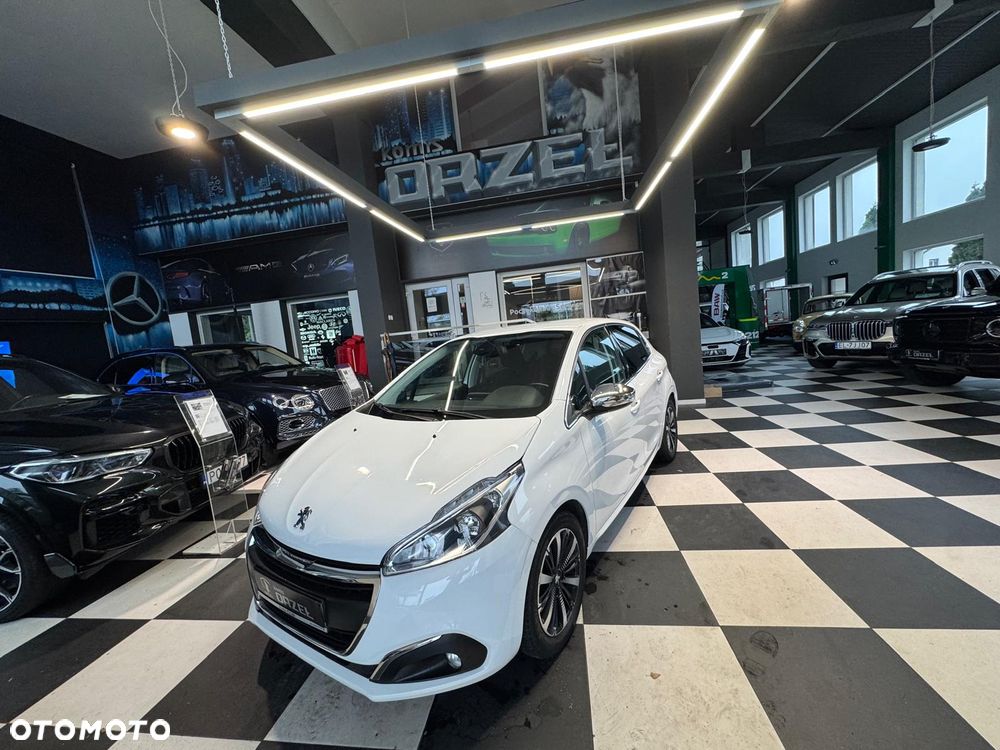 Peugeot 208 PureTech 110 Stop & Start EAT6 Allure - 14