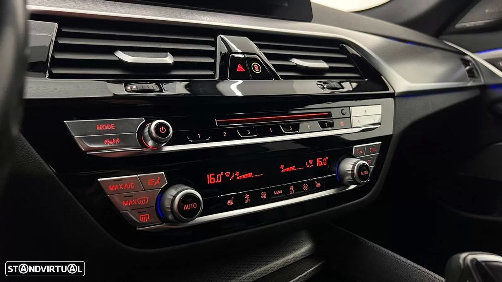 BMW 530 e iPerformance Pack M - 29