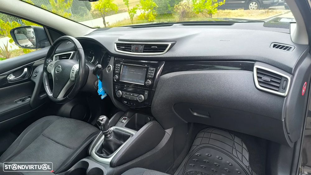 Nissan Qashqai 1.5 dCi N-Connecta 18 RS - 10