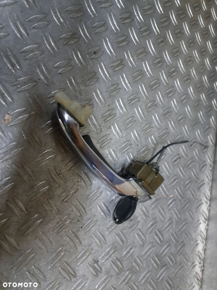 Klamka Lewa z kluczykiem Mini R50 R52 R53 - 1