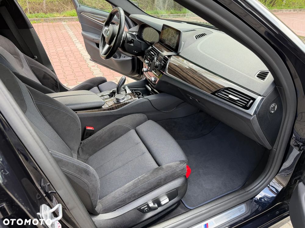 BMW Seria 5 530i xDrive M Sport sport - 14