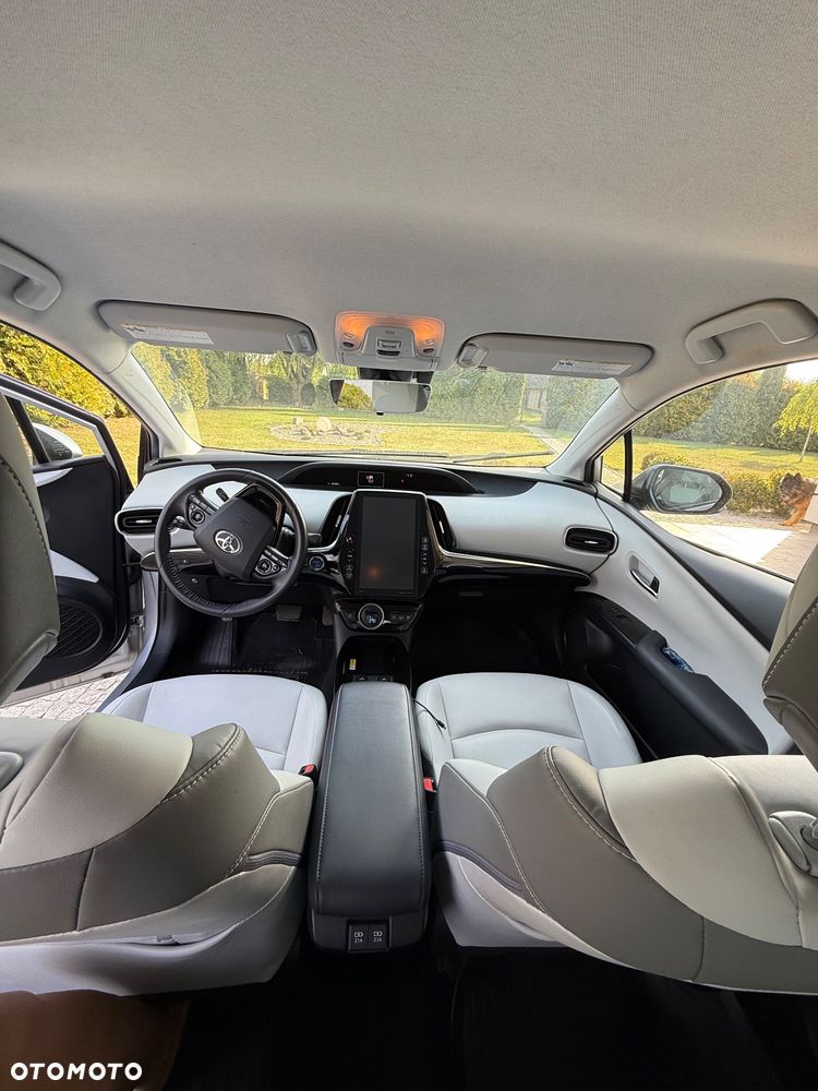 Toyota Prius - 8