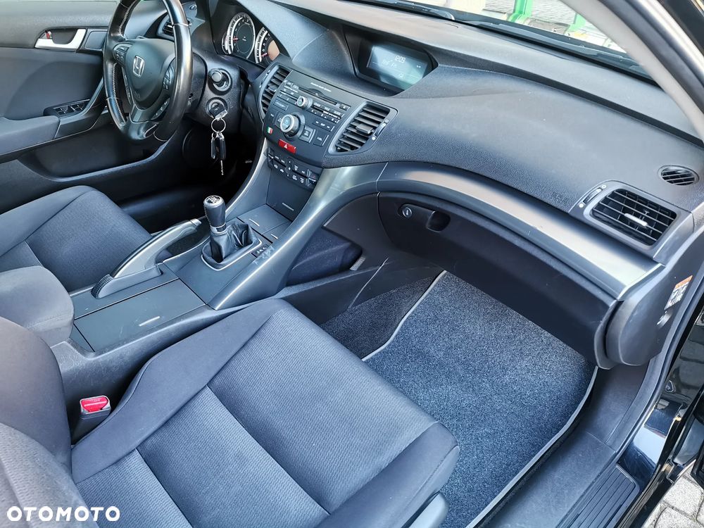 Honda Accord 2.0 Elegance Advantage - 13