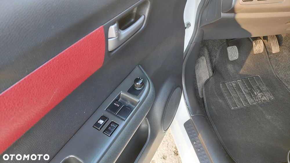 Suzuki Swift - 11