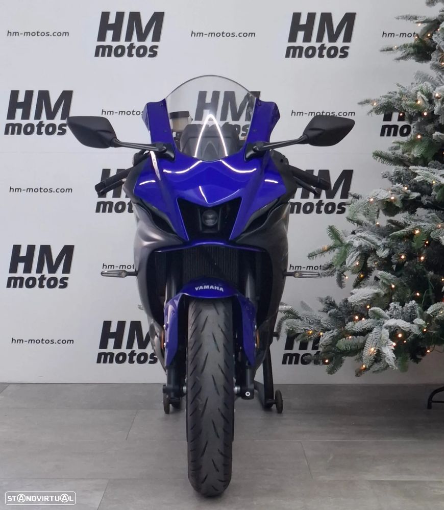 Yamaha YZF R7 - 3