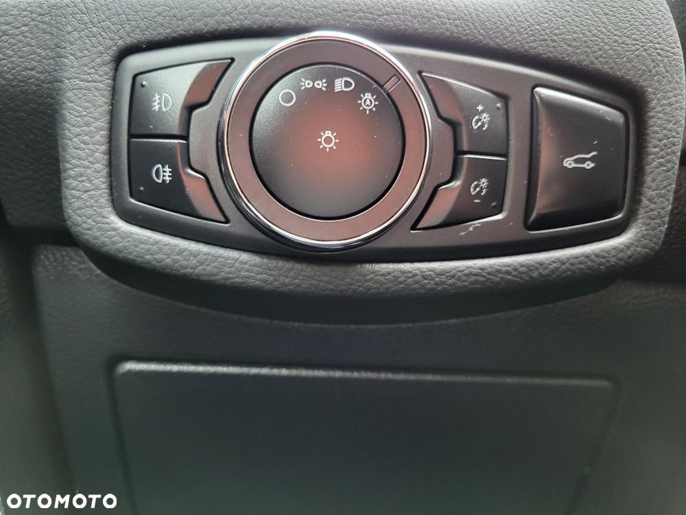 Ford S-Max 2.0 EcoBlue Titanium - 32