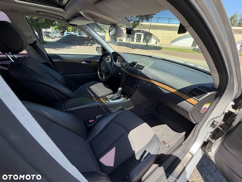 Mercedes-Benz Klasa E 220 CDI Automatik Avantgarde - 25