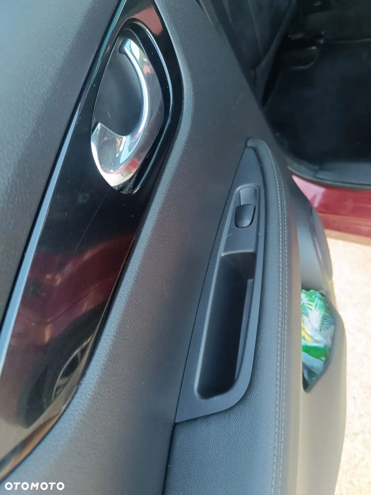 Nissan Qashqai 1.2 DIG-T TEKNA+ - 25