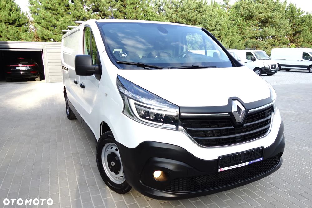 Renault Trafic 2.0 DCI 120 KM Klima Kamera Ledy - 22