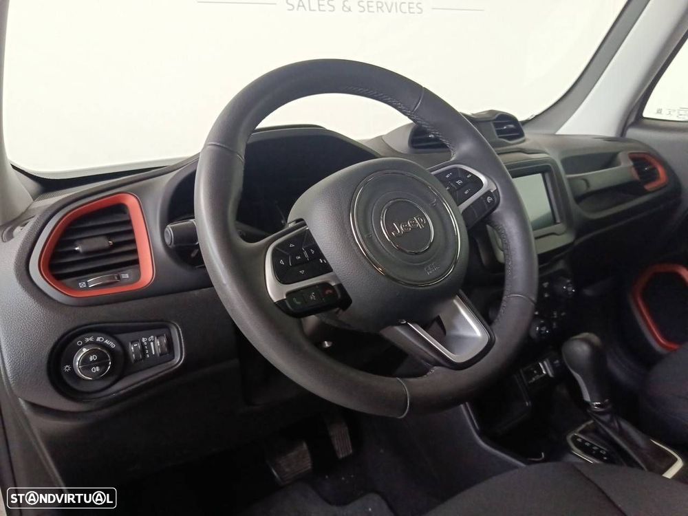 Jeep Renegade 1.3 T Longitude DCT - 12