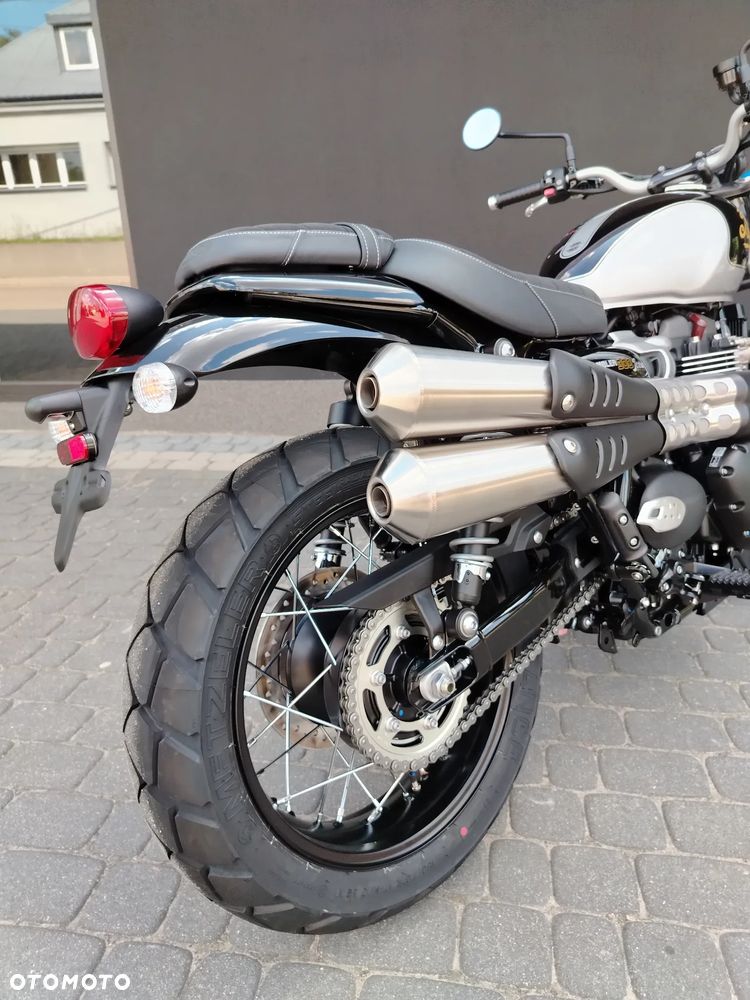 Triumph Scrambler - 12