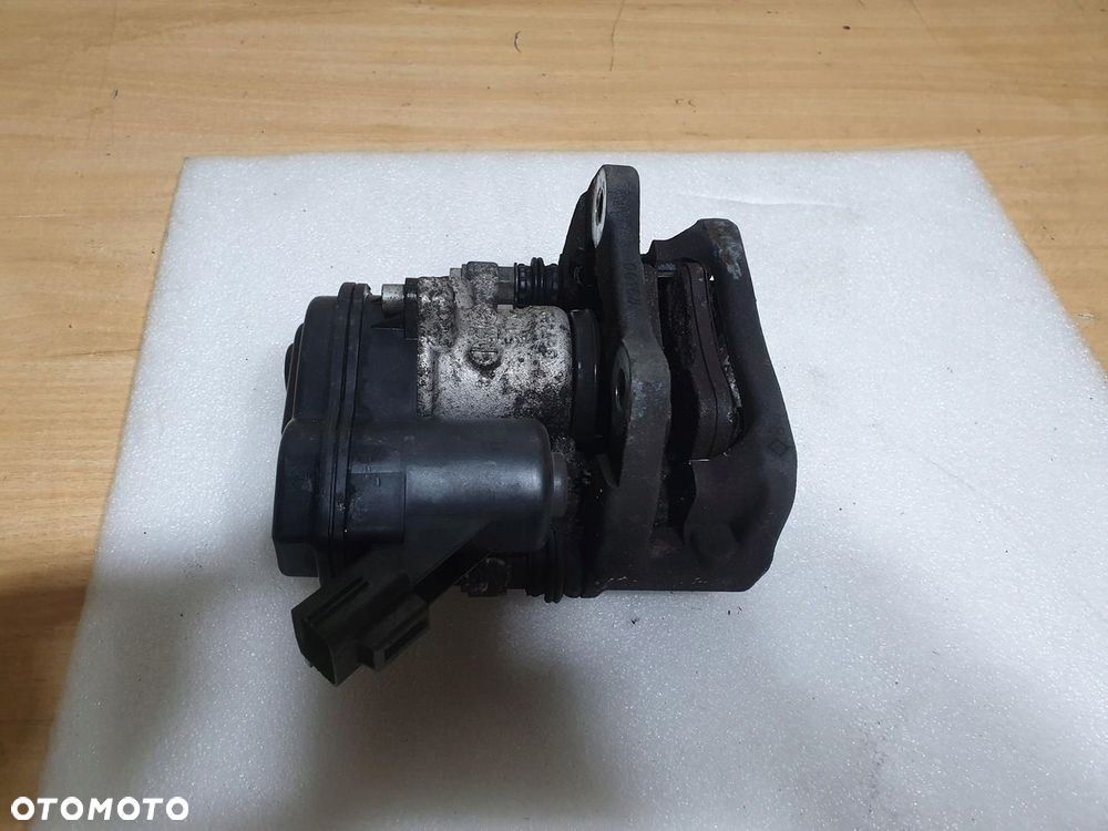 Zacisk Hamulcowy Tył Lewy TALISMAN 1.6 DCI 2017 - 2