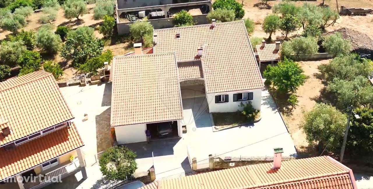 Moradia T4 para venda - Grande imagem: 2/28