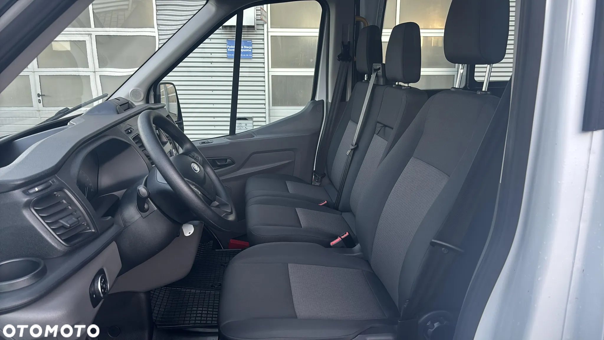 Ford transit - 17