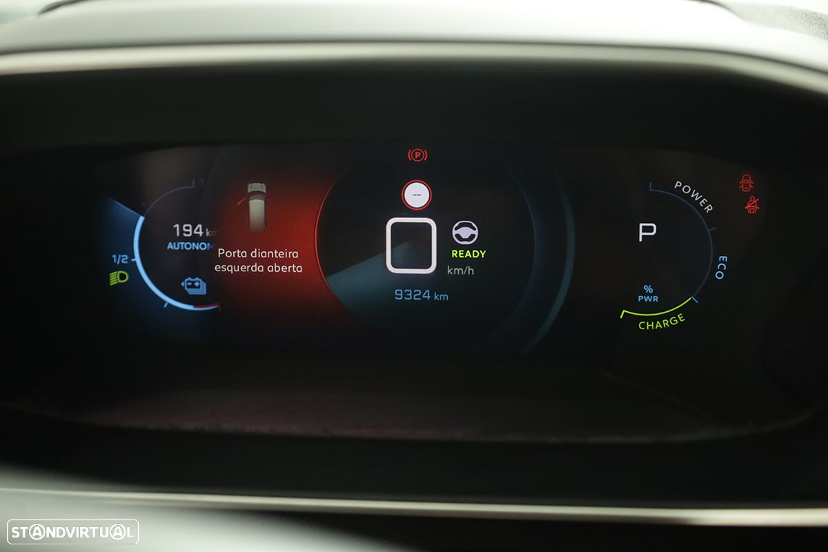 Peugeot e-2008 50 kWh GT - 18