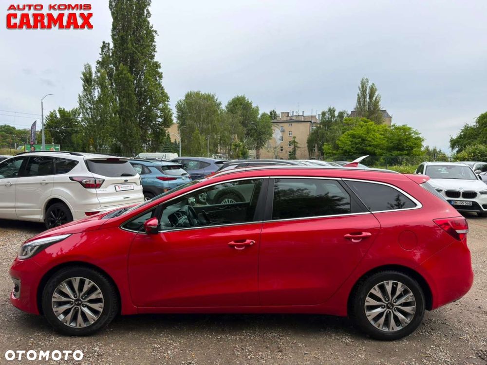 Kia Ceed - 4
