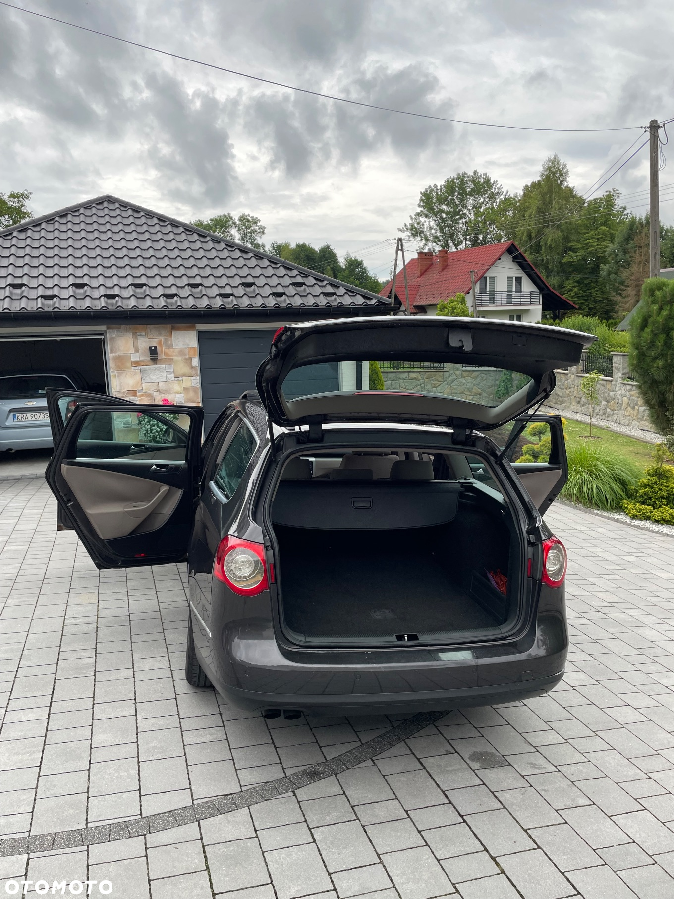 Volkswagen Passat 2.0 TDI Comfortline - 13