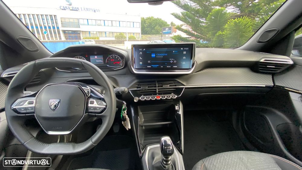 Peugeot 2008 1.2 PureTech Style - 25