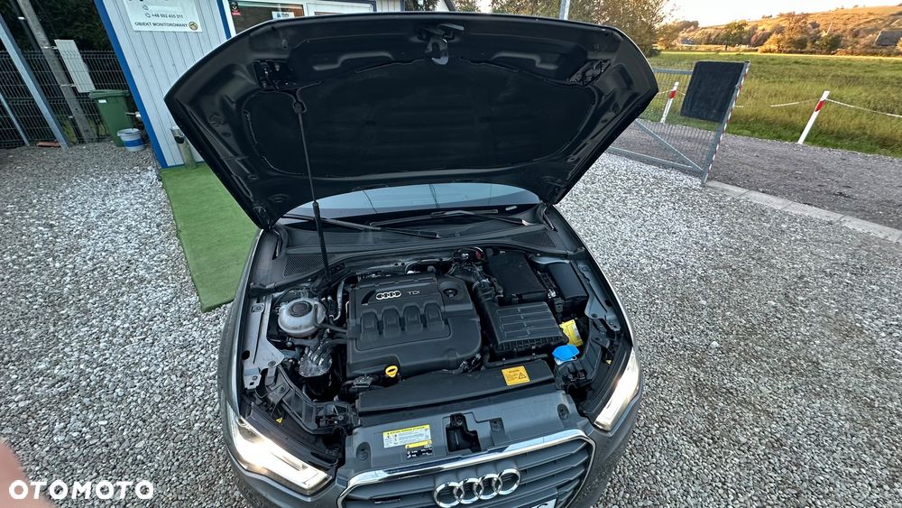 Audi A3 Sportback 2.0 TDI (clean diesel) quattro S tronic S line Sportpaket - 25