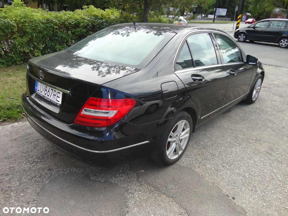 Mercedes-Benz Klasa C 180 BlueEFFICIENCY Avantgarde - 4