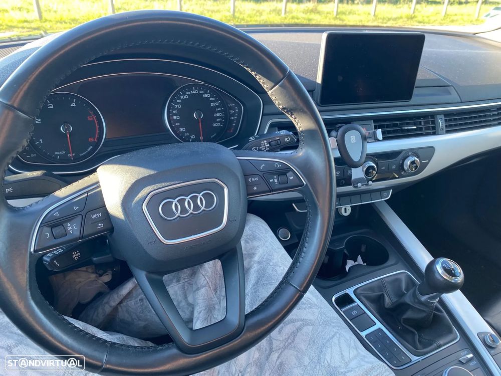 Audi A4 Avant 2.0 TDI - 11