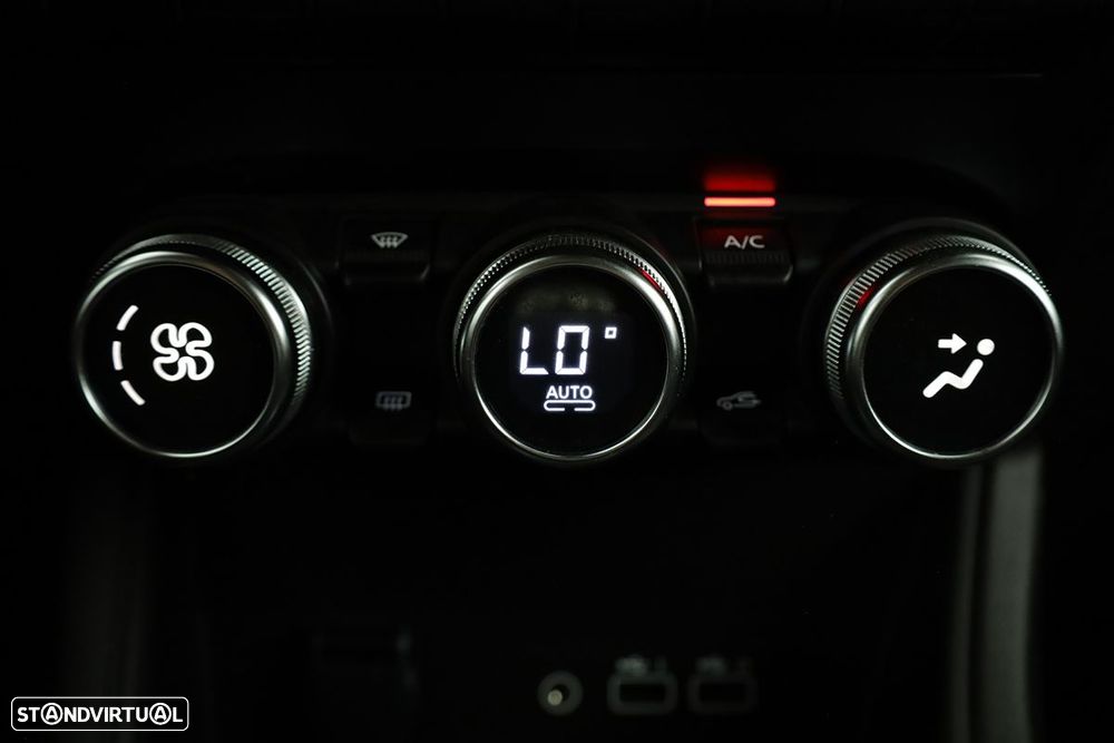 Renault Captur 1.0 TCe Techno Bi-Fuel - 13