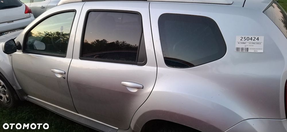 Dacia Duster dCi 90 FAP 4x2 Ambiance - 9