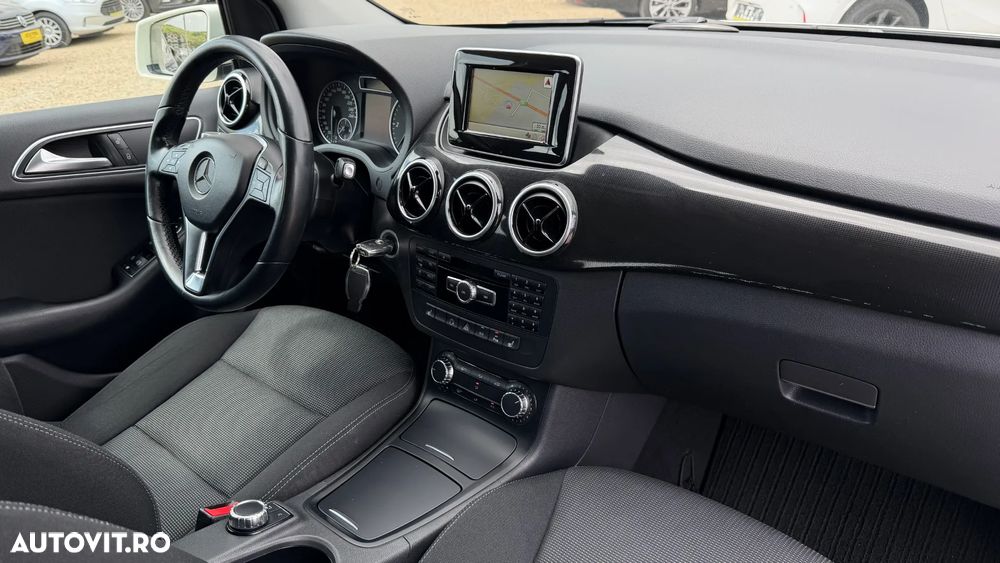 Mercedes-Benz B 180 d 7G-DCT Edition - 13
