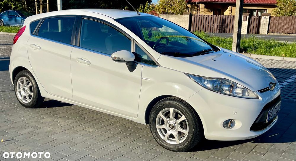 Ford Fiesta - 13