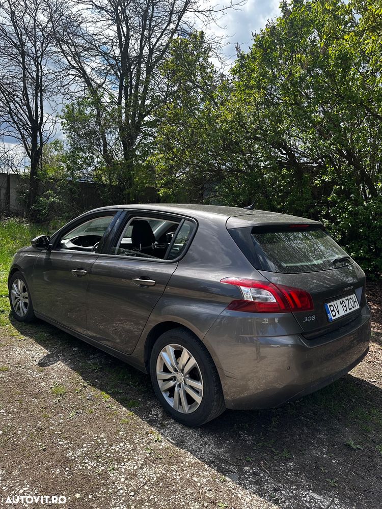 Peugeot 308 - 3