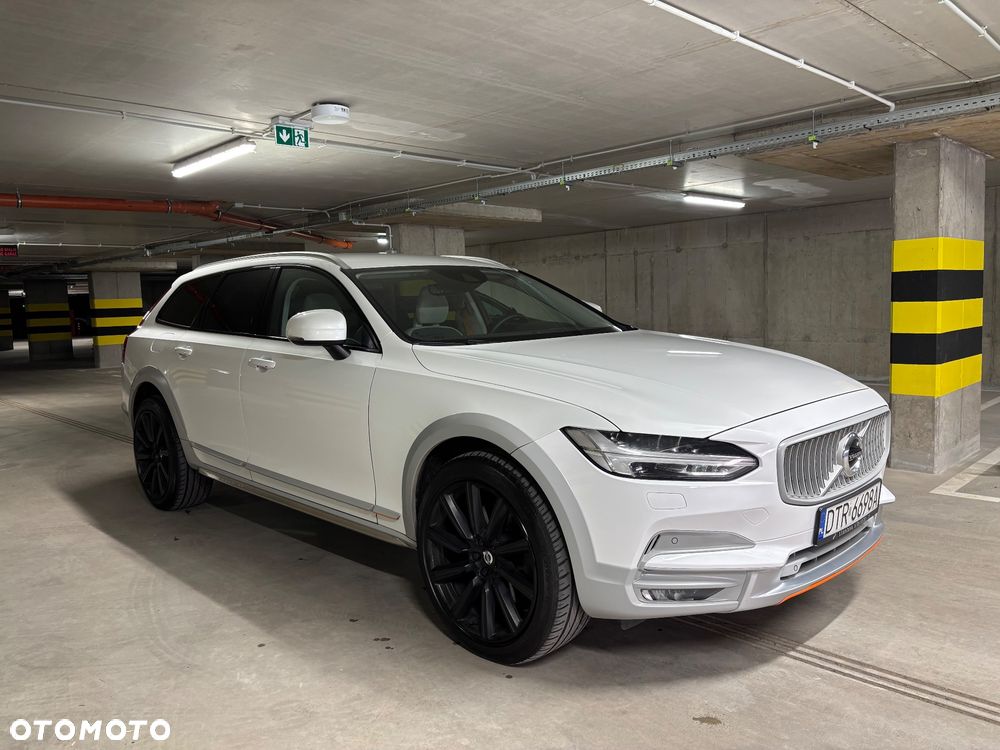 Volvo V90 Cross Country D5 AWD - 3