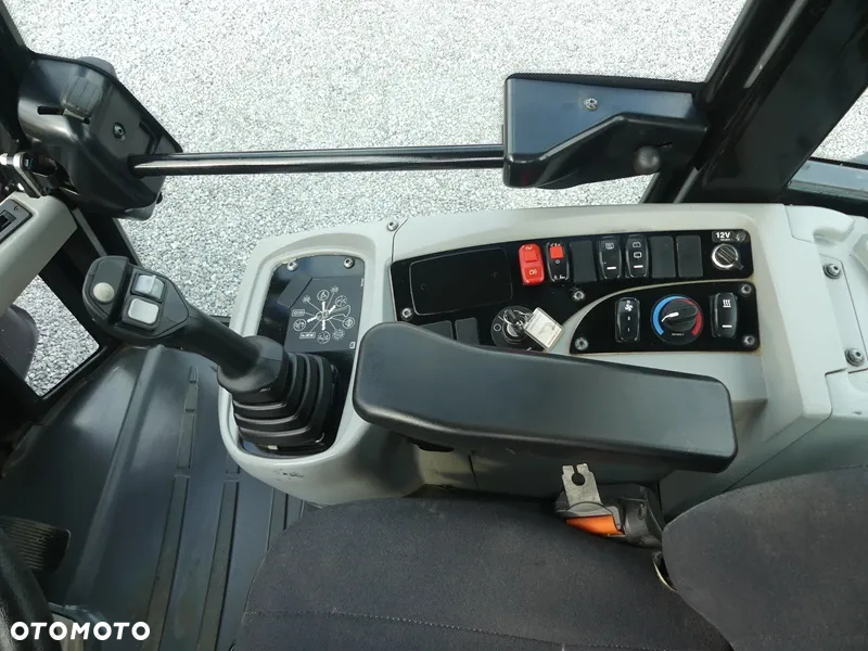 Caterpillar CAT 906M Z Niemiec / 2019r / 2668mtg / Serwisowany / - 10