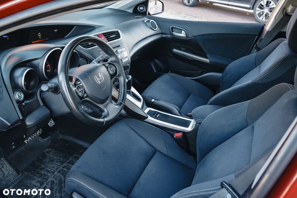 Honda Civic 1.8 Executive ADAS II - 19