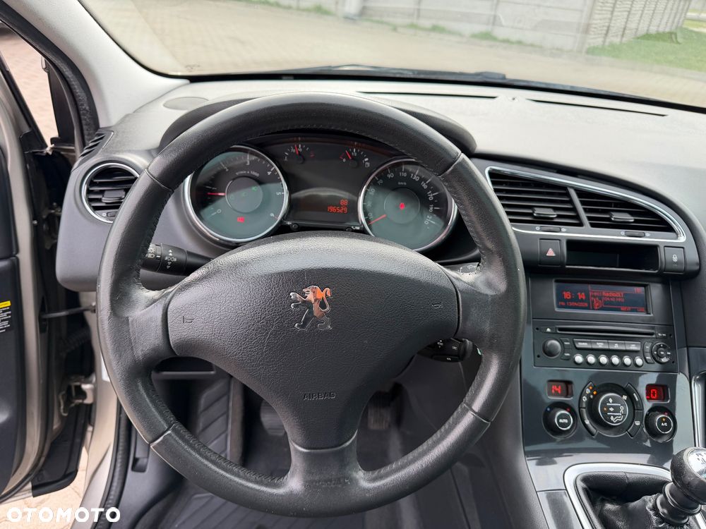 Peugeot 3008 HDi 115 Allure - 17