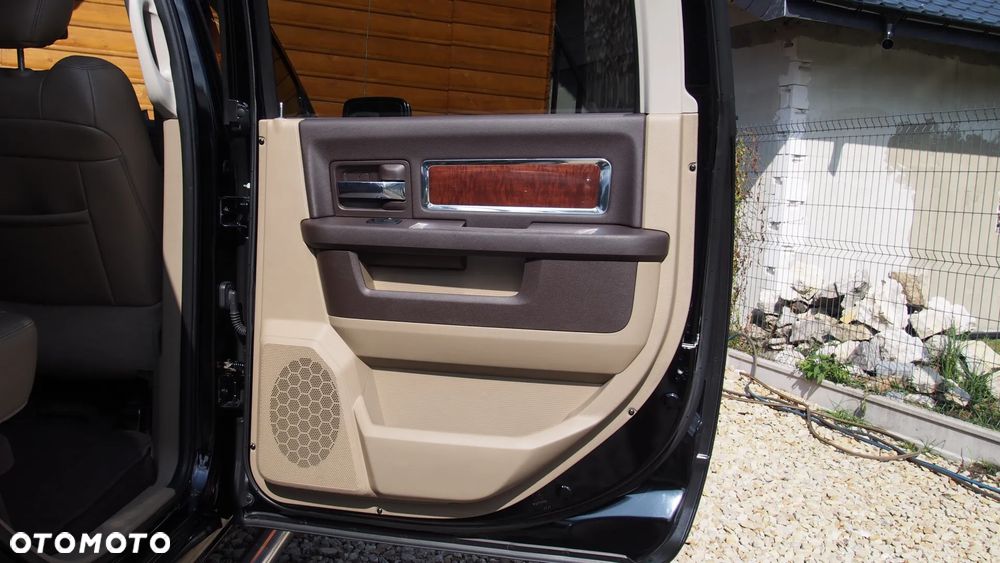 Dodge RAM 5.7 4x4 - 37