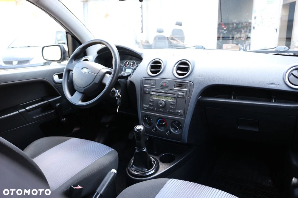 Ford Fusion 1.25 Style - 8