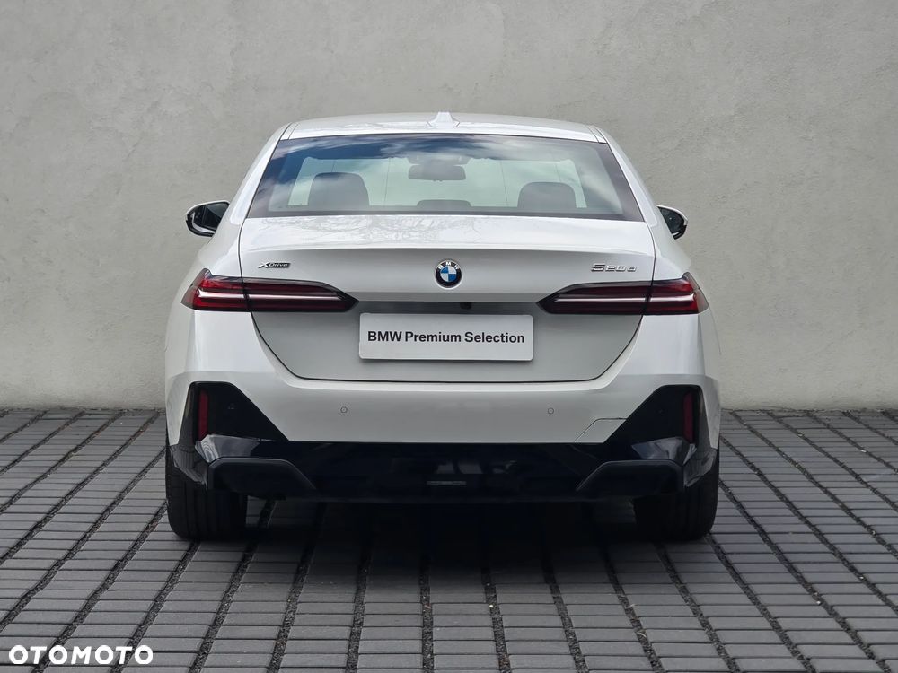 BMW Seria 5 520d xDrive mHEV M Sport - 5