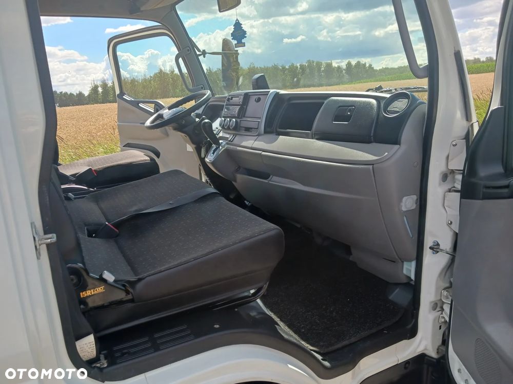 Mitsubishi Canter Fuso 9C18 2018r 299 tyś km Chłodnia Mroźnia Agregat CARRIER Supra 550 - 8