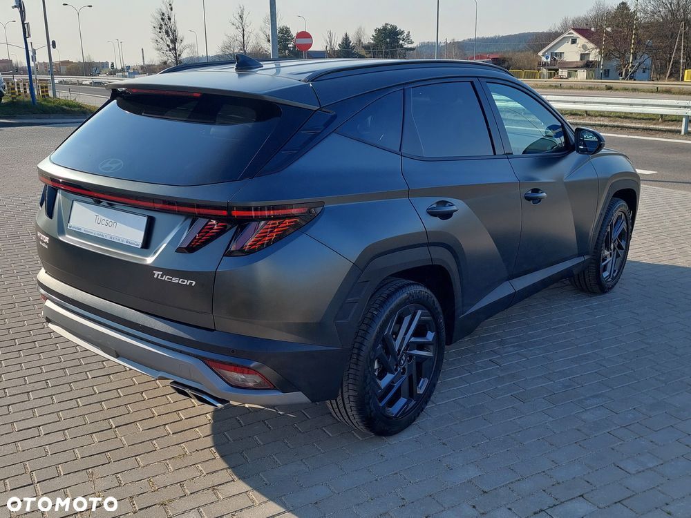 Hyundai Tucson 1.6 T-GDi HEV Smart Black 2WD - 4