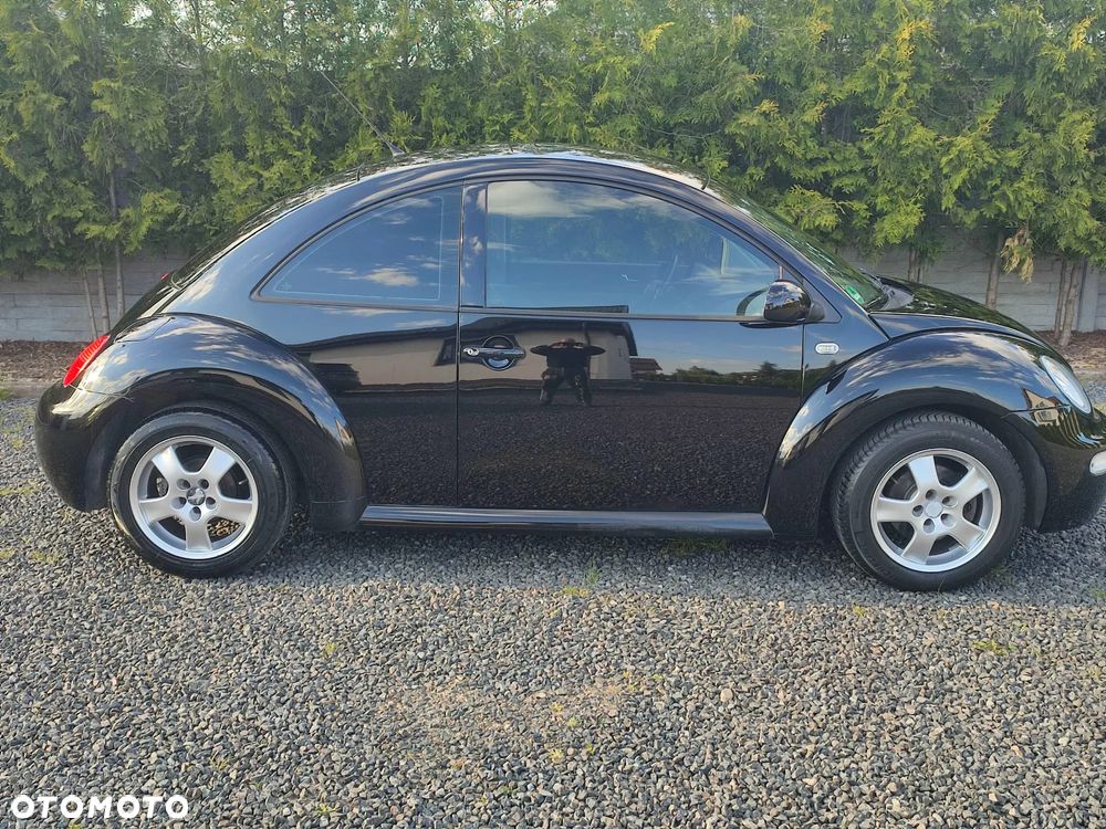 Volkswagen New Beetle - 5