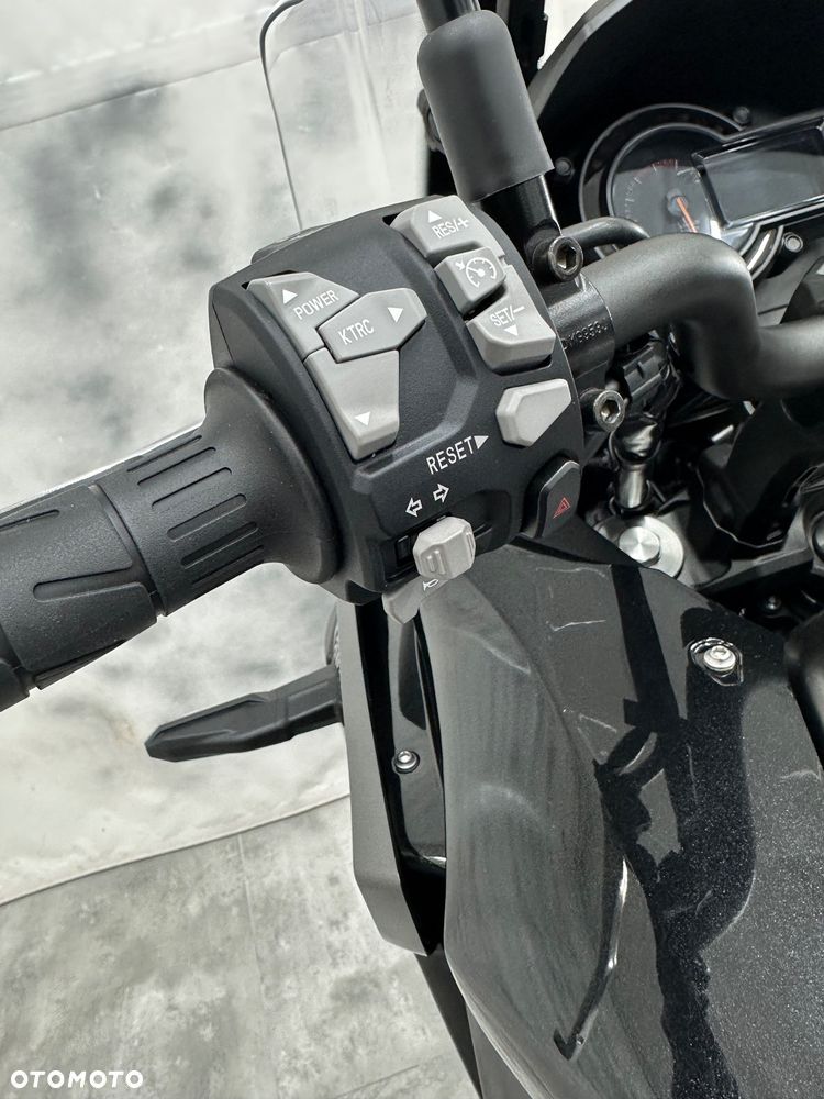 Kawasaki Versys 1000 - 22
