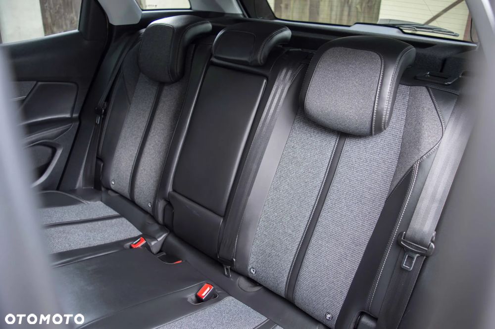 Peugeot 3008 2.0 HDi Allure - 30