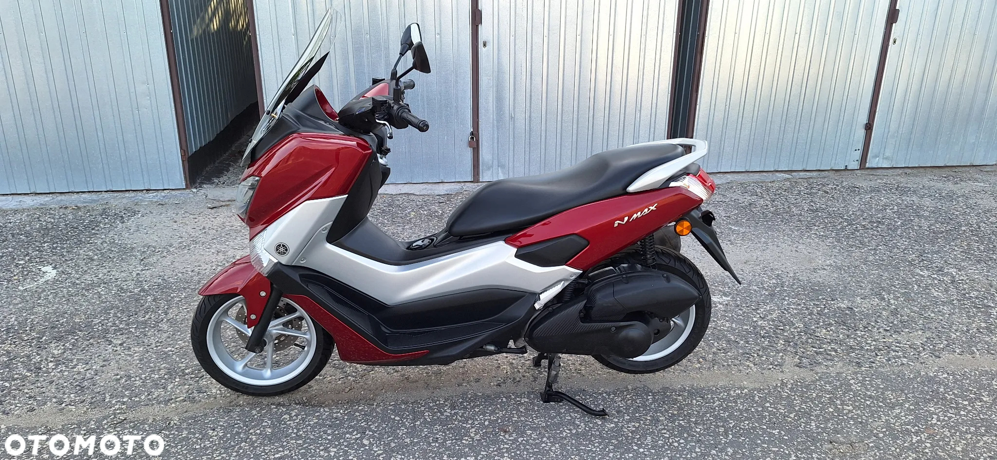 Yamaha NMAX - 4