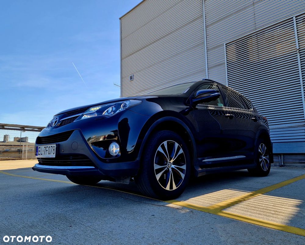 Toyota RAV4 2.2 D-CAT Prestige - 4