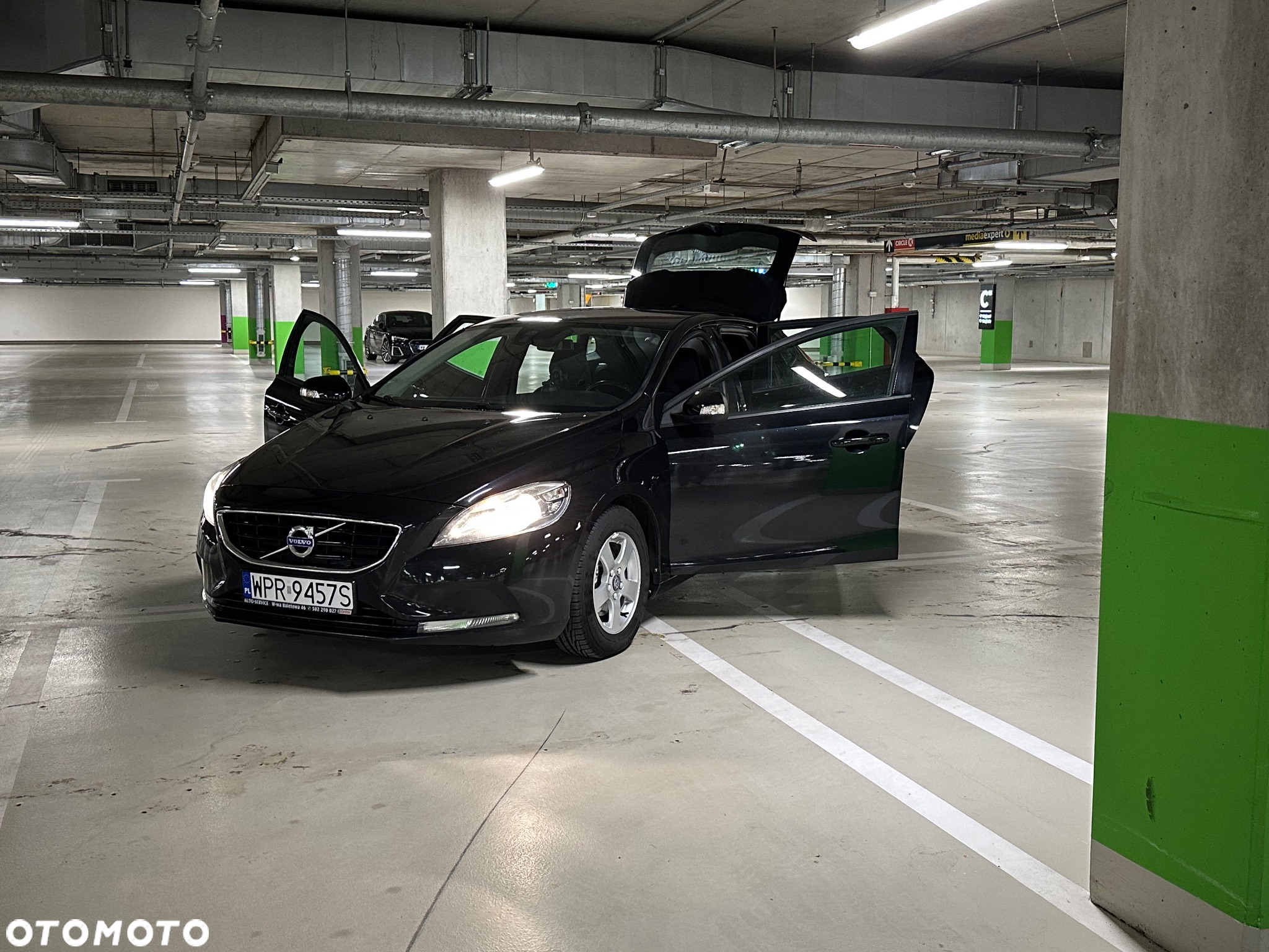 Volvo V40 D2 - 10