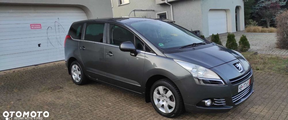 Peugeot 5008 - 10