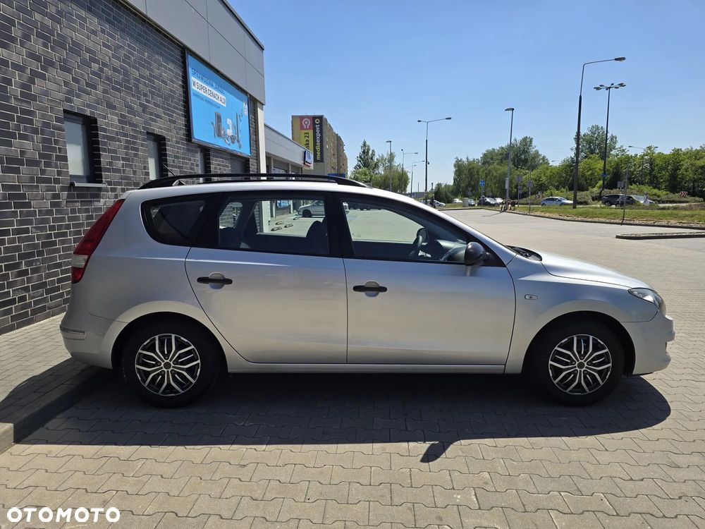 Hyundai i30 i30cw 1.4 Edition Plus - 40